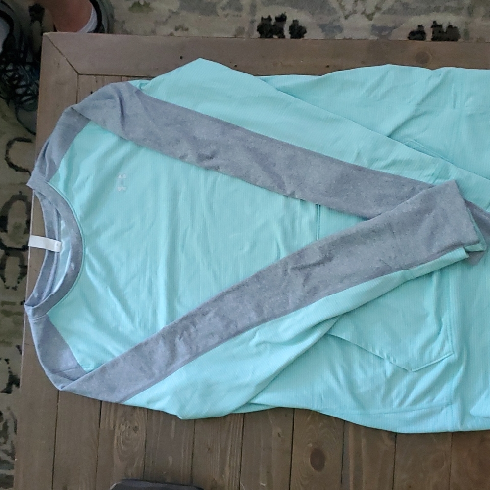 Under Armor Cold Gear shirt